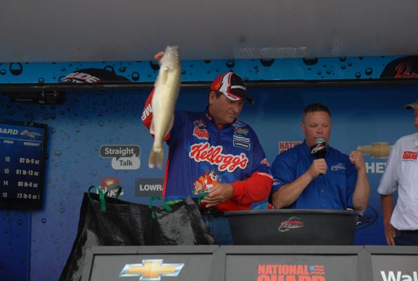 000F5988-D881-4E30-8DA7-828CA9F6A363