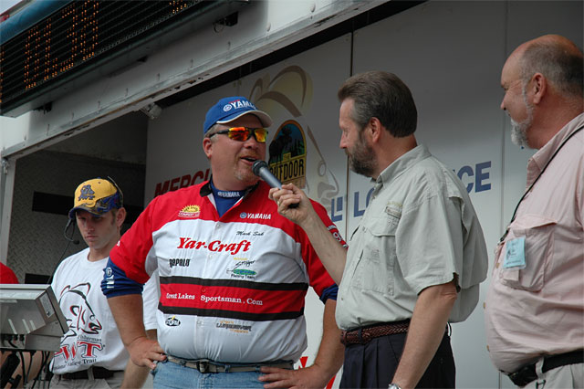 0016E5F8-4F9F-4D6D-A336-4DBC84683D20