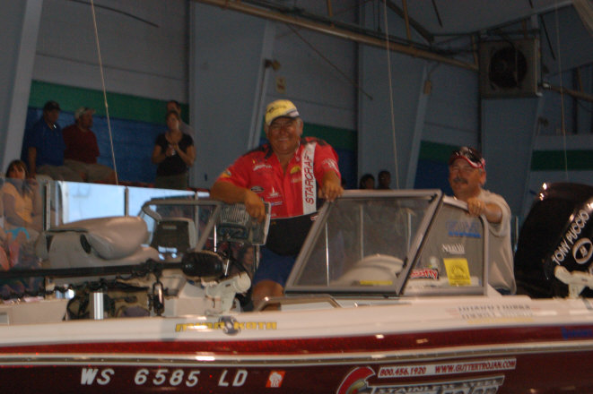 00690E4B-4241-4B81-8908-903D24D72186