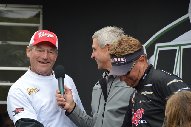 0070EFE1-3879-4C46-BA43-CA66B8B7DD23