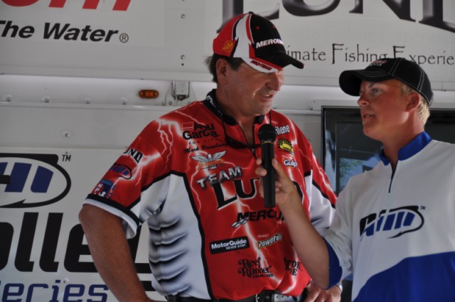 008D24E0-CC87-47FA-90E3-24B9AF537C10