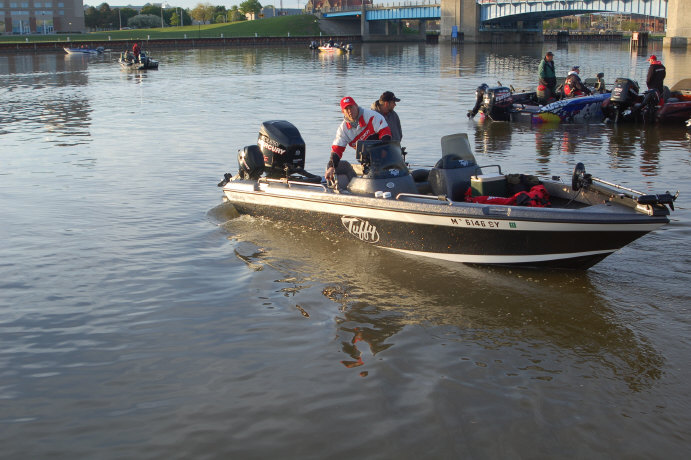 00AA1BCB-8115-420C-BCA1-A595A693B25D