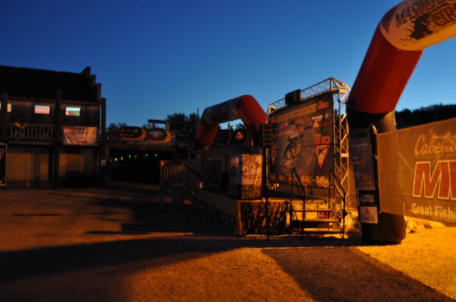 00B8DFE0-14B9-4834-9C31-8F2F1B8916B7