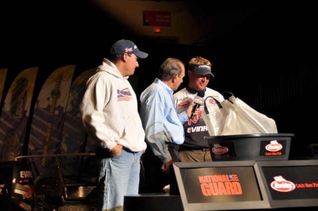 010005AF-4DE3-4301-8755-664175C6E0B1