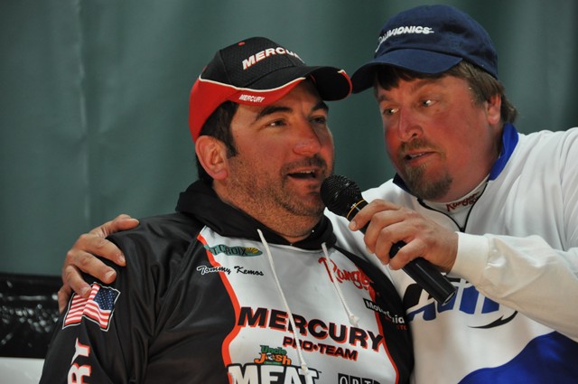 011894C5-A749-41E8-A30C-AAFB44F17612