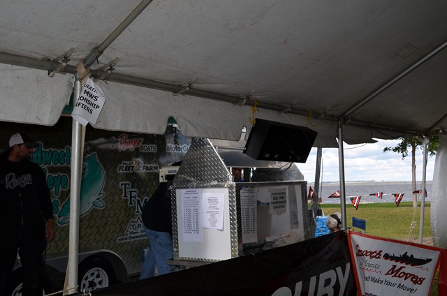 01628ADB-8F0F-4DA6-9EE2-AA0A47D2338E