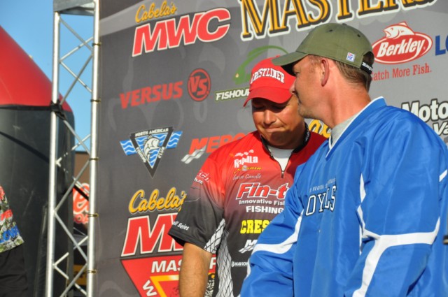 017640EE-68AE-46E1-977F-3E48ADB86564