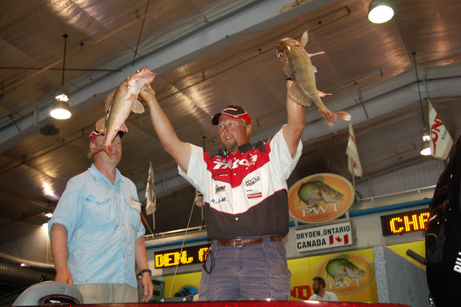 018E155A-04A9-4AD8-B7A3-A67CC05779D3