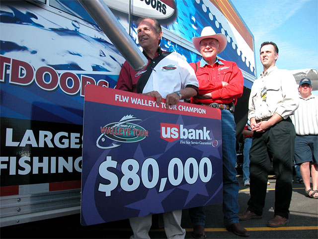 01A05B5E-5176-4005-8C5C-04FF5BC09C39