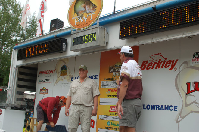 023C2DE3-2071-46C3-85E4-DBEAC2E91C2D