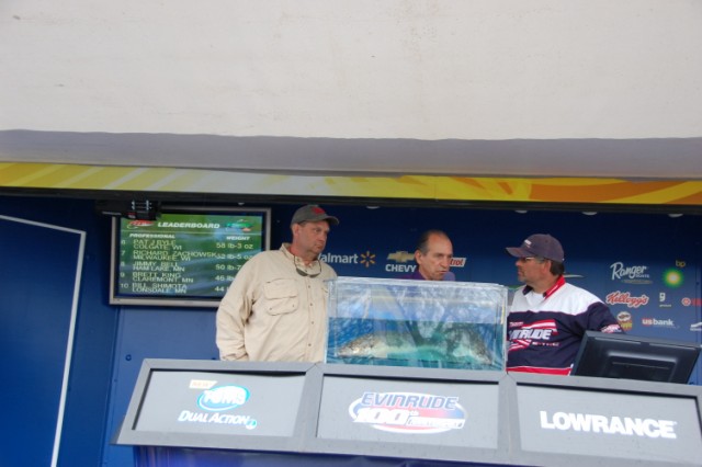 023DE37C-6819-47AD-BC14-BCDF9F61EC5A