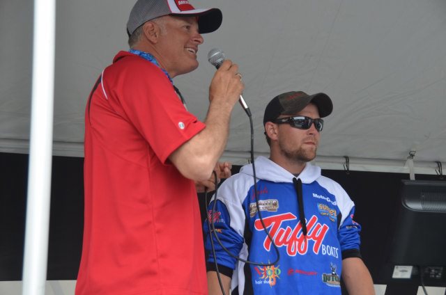 0246A0E5-0802-42A0-B56E-CC949D07CF1E