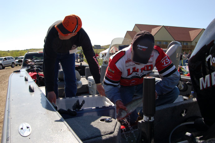 0246A373-0A45-473E-A757-F8F02AFF2386