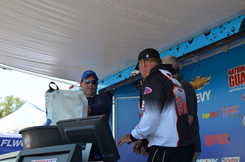 0249B4A2-E86C-47D4-9B51-48045D88B1F7