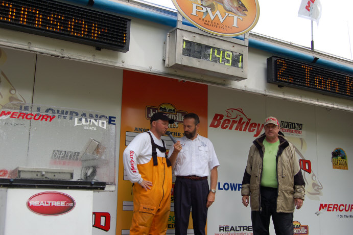 02AC05C3-4205-47D3-9BE0-2C9E37AB5D1C