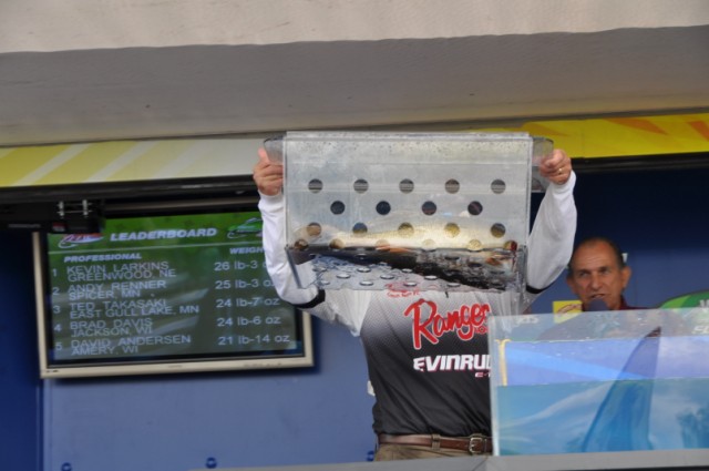 02B7DD6F-BED3-40E4-86B4-68836FF639FB