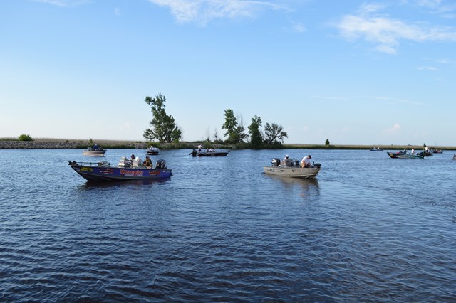 02E2DD64-A201-48BE-A598-175BF3515498