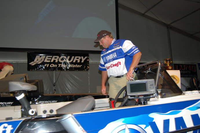 02EC2592-B88E-4EDE-A95B-998D8A5AEDA6