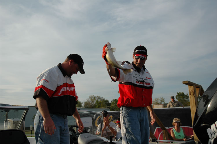 02F1B3AC-C2B1-4205-9269-C7484FC19843