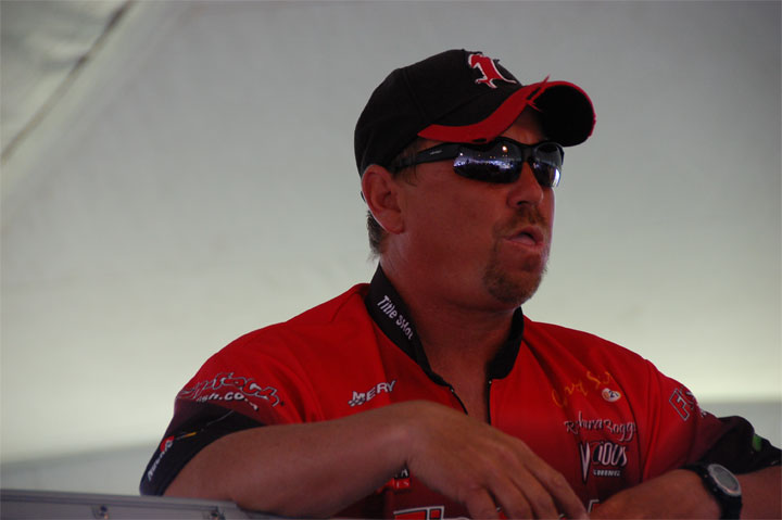 030475EE-95B3-452D-BB45-446AA7E81314