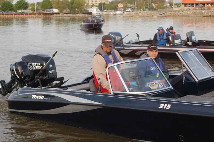 03676F5B-48F7-4FEA-909E-3D419AD34115