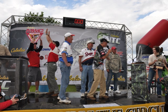 03A8BCC9-1144-4856-99E0-70B3765CCA55