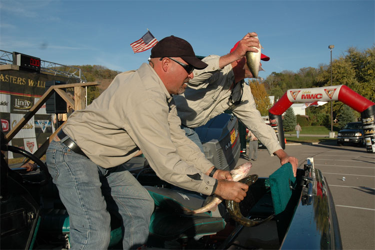 03AAEE71-D4EC-4133-BDE9-88B7A6A4CBE0