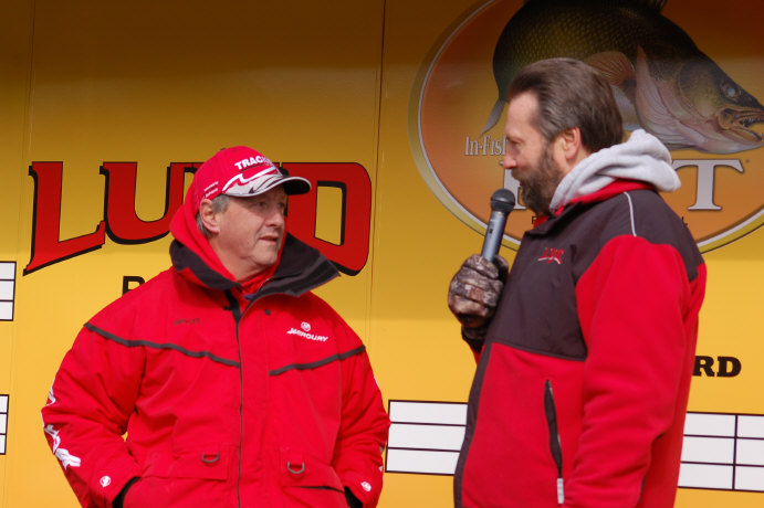 0406DFC7-90B7-4504-901A-0408CFF8D558