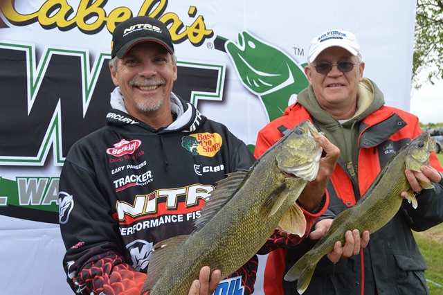 0472E573-261A-4E78-BEF2-240EE5551FCE