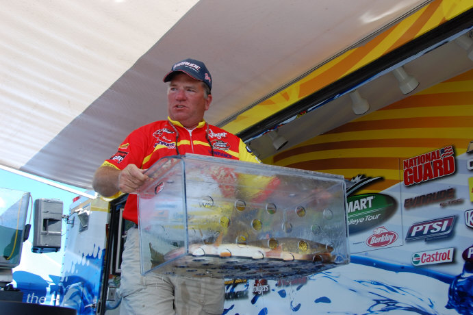 048234B7-5A6C-4650-903E-9F422F6FF2A6