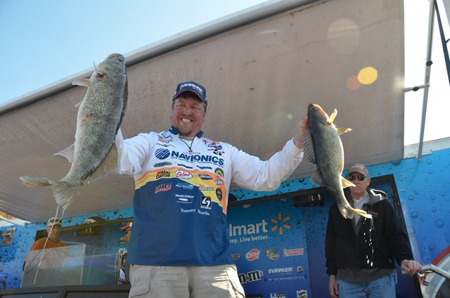 04A07F73-5E21-4873-BED5-1E1195EAF702