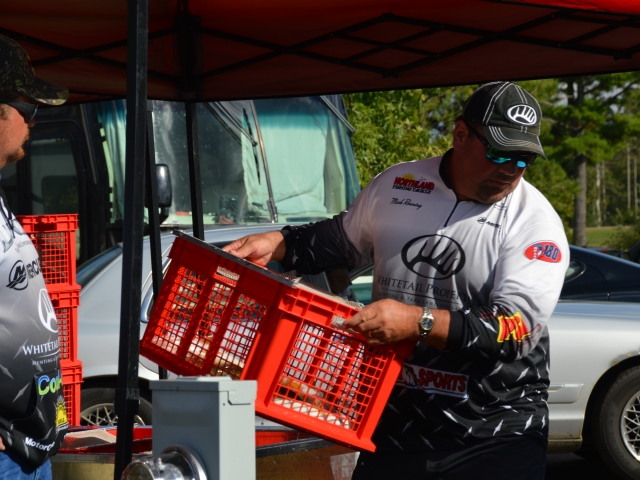 052A0CE1-DF6A-41BE-B04A-4CFD5B248E45