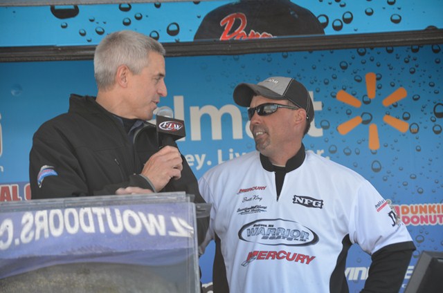 052FFDE9-DE3B-41FC-AFEB-A05B8E67B3D4