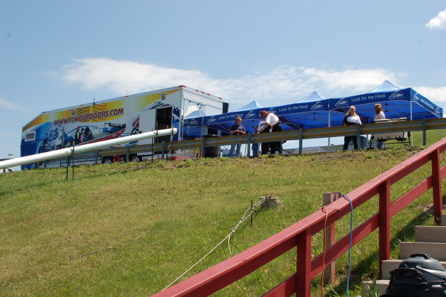 05348665-C140-42B1-80E1-DD4C37E6A156