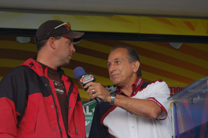 053E86A3-9781-45C3-810E-974459833976