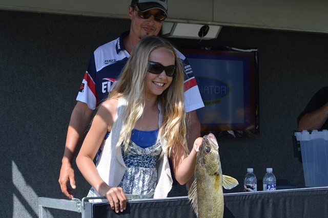 055340E3-A255-43CB-BDBC-C68454D019B3