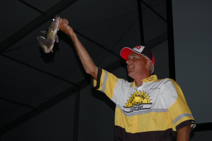 0562603F-2544-40BE-AE7D-767E2C743E5A