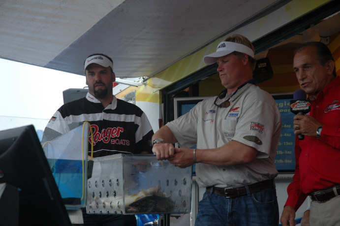 0586267C-7B0A-4DD1-BD14-6467F34D71AA