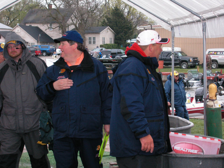 058DC3EF-7EA6-4064-946D-1FD8A9ADF409