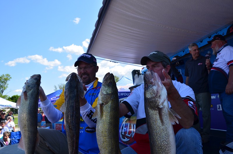 0598BF3A-5074-4151-AF8E-E523C855146B