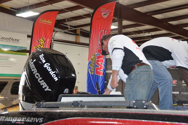 0599BFC6-4CC7-4C06-973E-DAC862024BBE