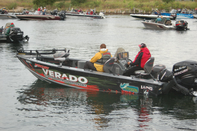 05DE7598-B936-489A-B0C2-78CC6206D8D2