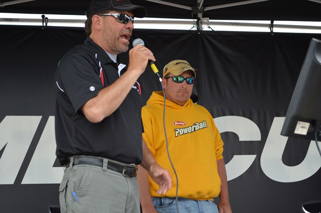 0615F7F5-3663-4A0D-B839-4B0E2C99829B