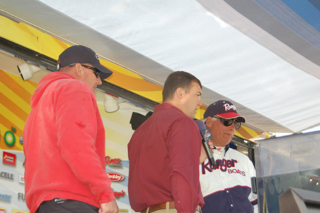 0621761F-C2B4-43F2-94F1-73577DD346BB