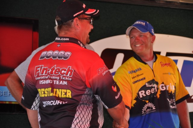 06251A95-353D-4562-BE85-31DAFE9FA108