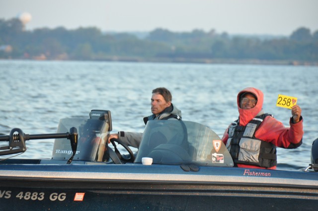 063CB69E-C022-4FD0-B31A-52F22B05A52B