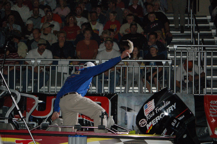 066285F4-C5DC-43F7-8853-DD2D031D386B