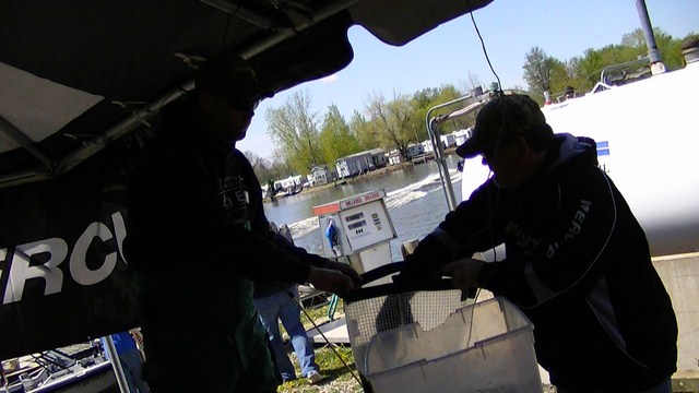 0684EEA6-27C6-4074-AB4B-489415E2AD05