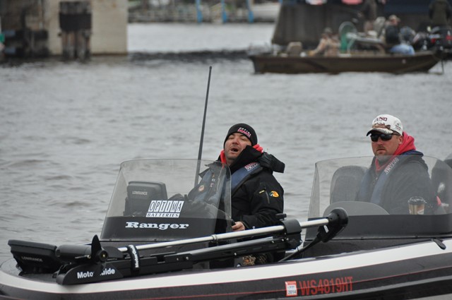 06990D11-4C5B-4B35-AB2E-A26EC3876490