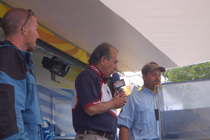 06A0CC35-263A-42D4-9675-CF200211F5DF